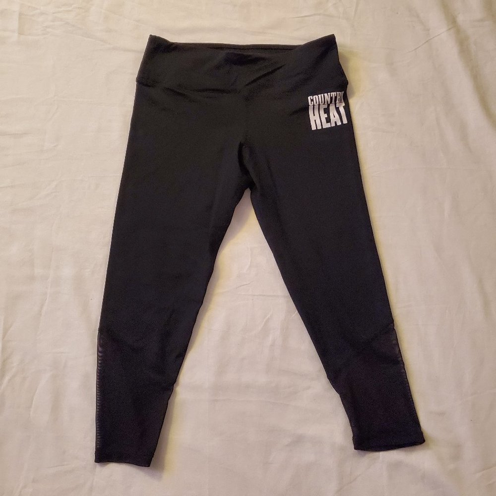 BEACHBODY COUNTRY HEAT COMPRESSION LEGGINGS